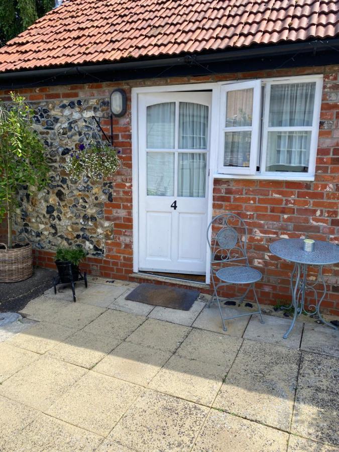 Ship Stores Guest House Clare Esterno foto