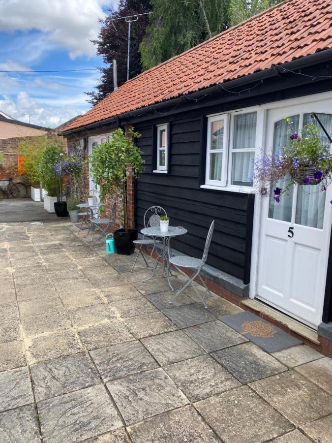 Ship Stores Guest House Clare Esterno foto